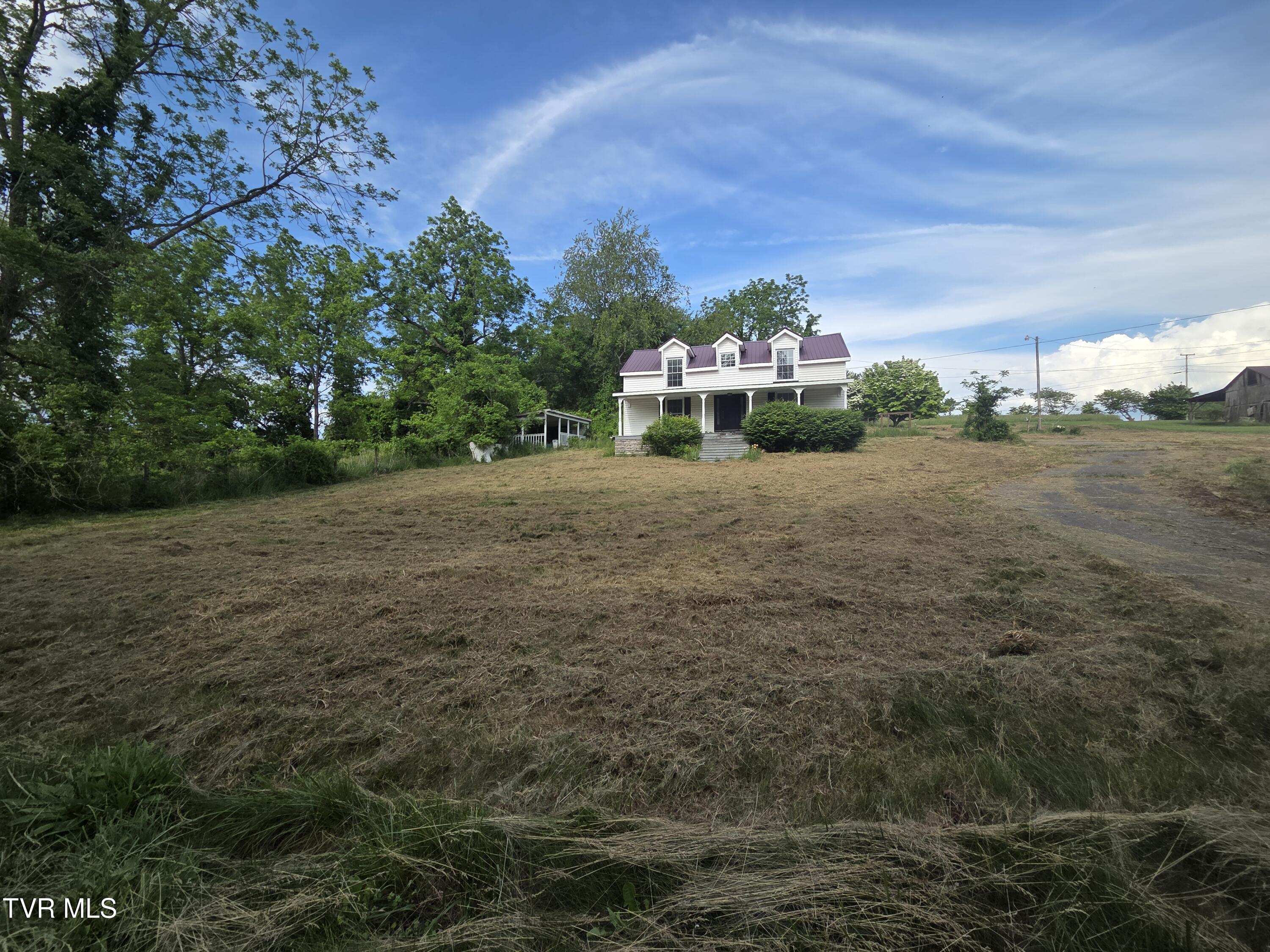 13093 Kincannon Road Glade Spring, VA 24340 - Photo 30 of 33 20260519_165503