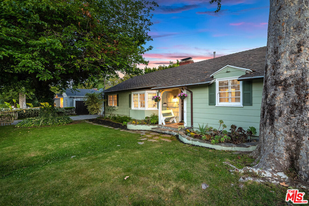 11146 Valley Spring Lane Studio City, CA 91602 - Photo 49 of 58