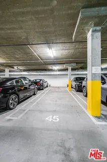 $800,000 | 7249 Franklin Avenue, Unit 203, Los Angeles, CA 90046