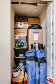 $800,000 | 7249 Franklin Avenue, Unit 203, Los Angeles, CA 90046