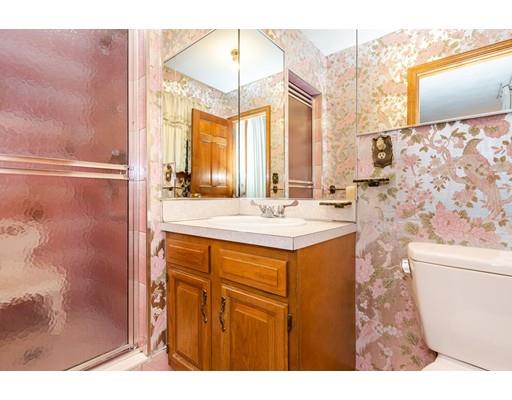 24 York Road Winchester, MA 01890 - Photo 16 of 30 Gallery Image 16