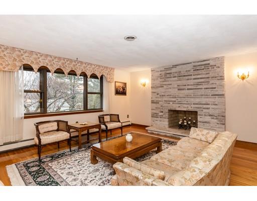 24 York Road Winchester, MA 01890 - Photo 3 of 30 Gallery Image 3