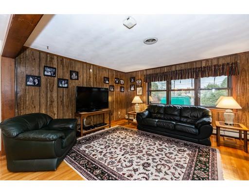 24 York Road Winchester, MA 01890 - Photo 7 of 30 Gallery Image 7