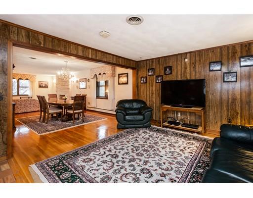 24 York Road Winchester, MA 01890 - Photo 8 of 30 Gallery Image 8