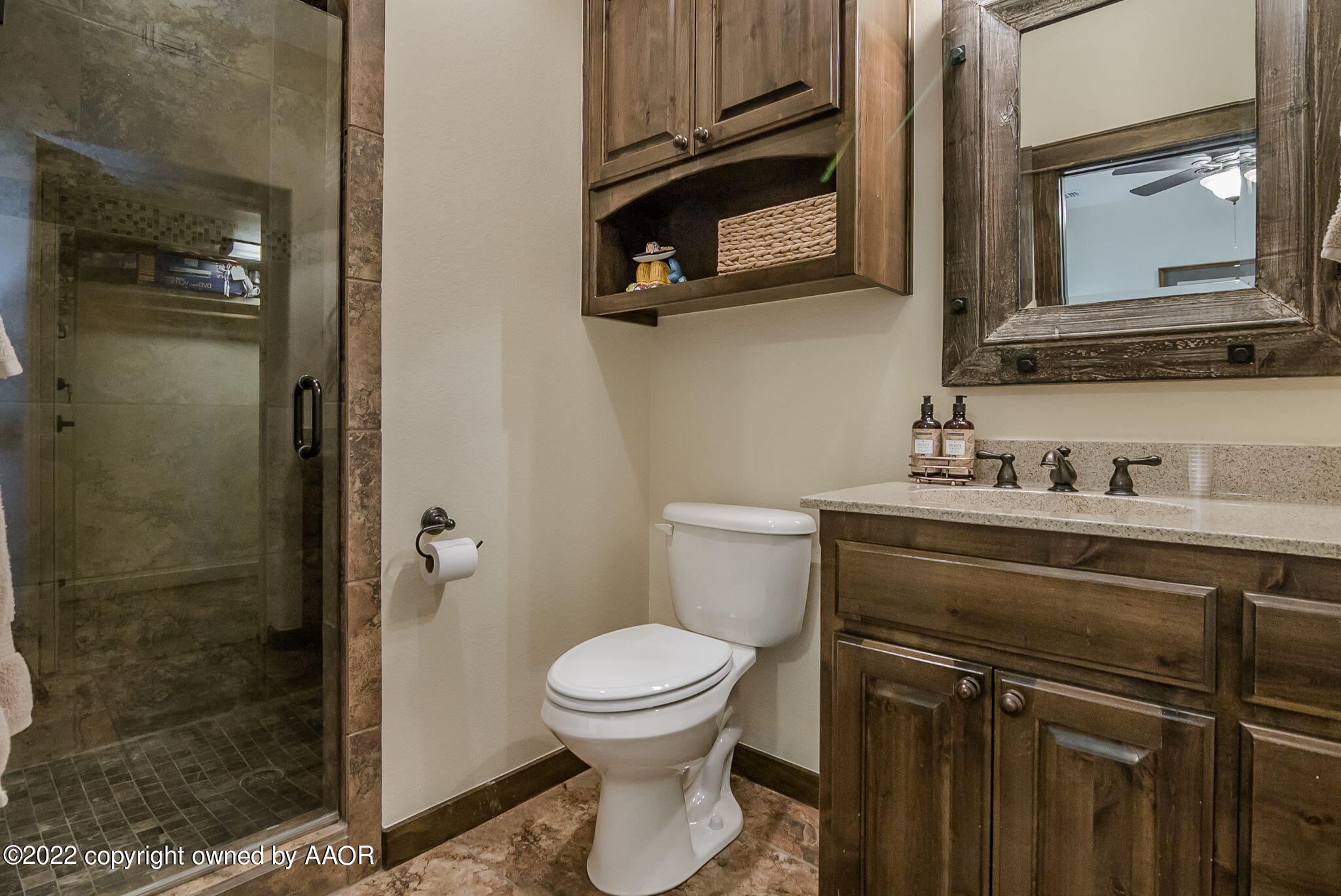 7600 East Lake View Road Amarillo, TX 79118 - Photo 23 of 47 2nd Bedroom Bathroom