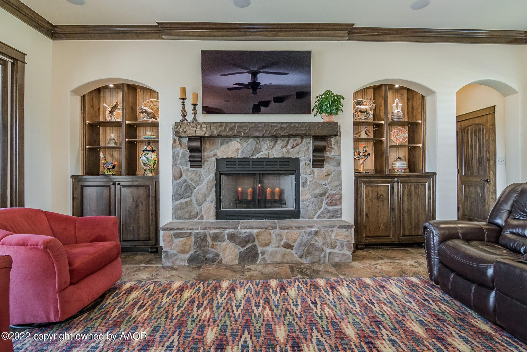 7600 East Lake View Road Amarillo, TX 79118 - Photo 8 of 47 Living Room-4