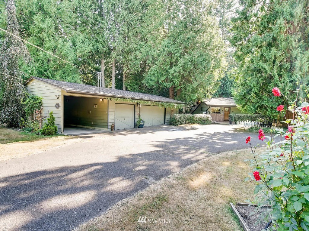 9707 Northeast 198th Street Bothell, WA 98011 - Photo 4 of 25