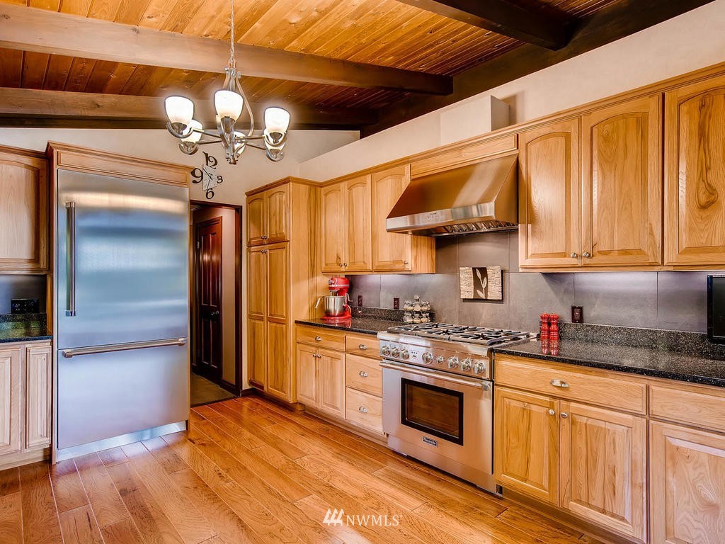 9707 Northeast 198th Street Bothell, WA 98011 - Photo 8 of 25