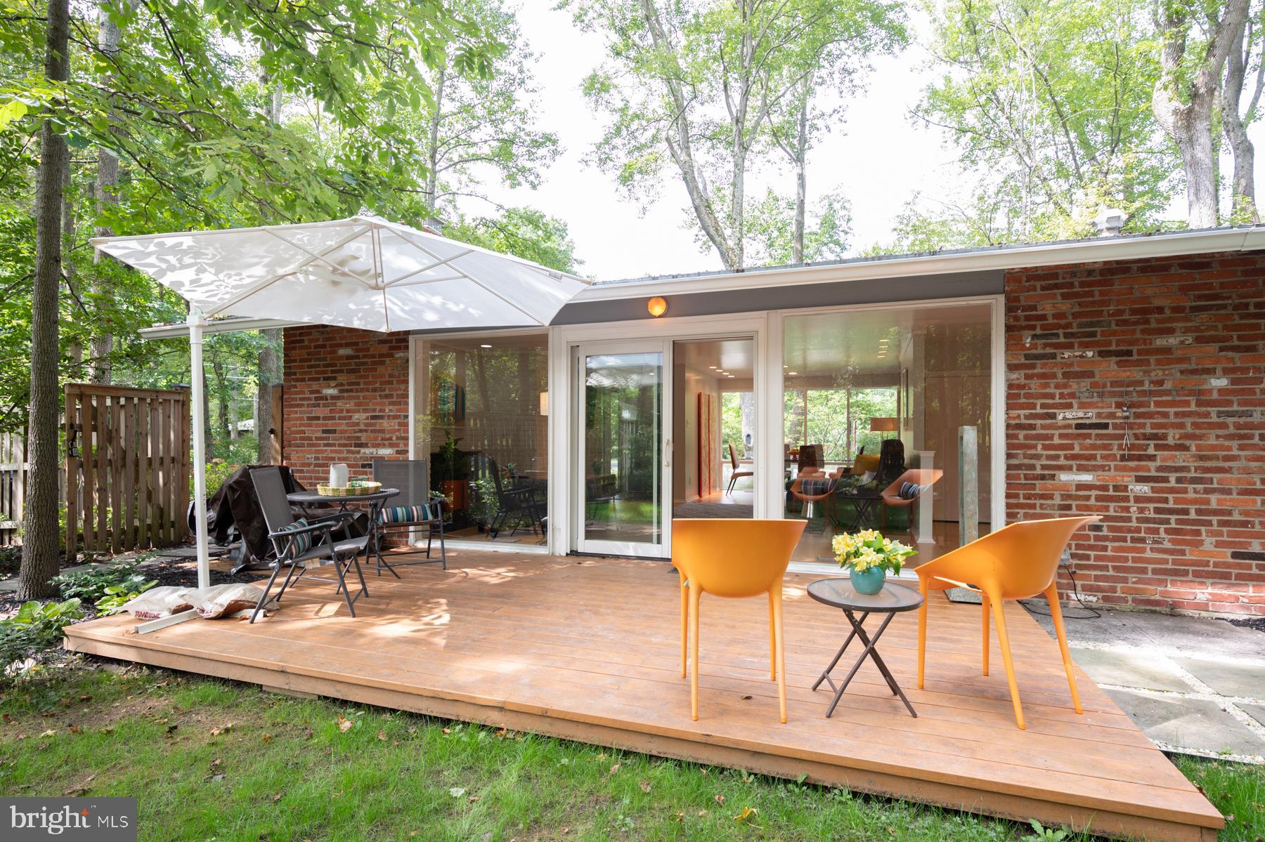 7615 Elba Road Alexandria, VA 22306 - Photo 33 of 52 Patio/deck