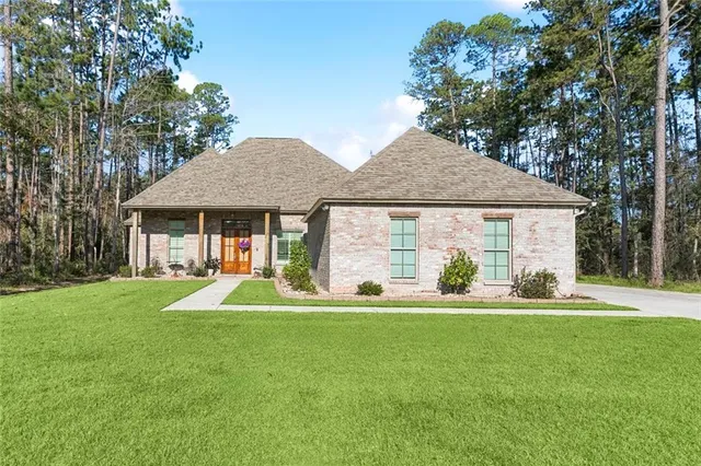 $665,000 | 1049 Preval Street, Mandeville, LA 70448