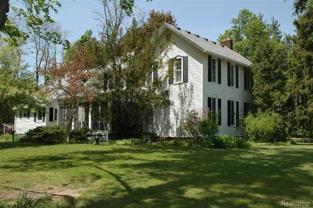 11300 Marshall Road South Lyon, MI 48178 - Photo 16 of 22 DSC_3947