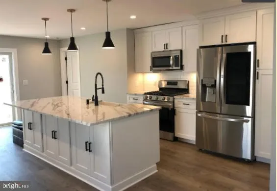 $3,900 | 92 Pennwood Drive, Ewing, NJ 08638