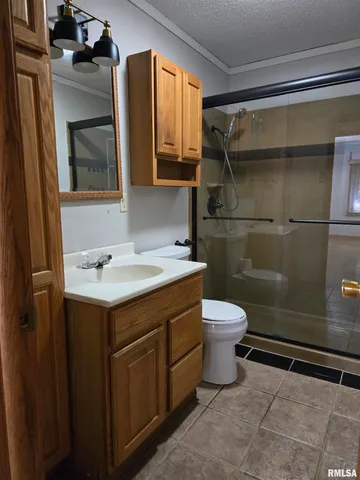 $215,000 | 6520 East 875th Street, Macomb, IL 61455