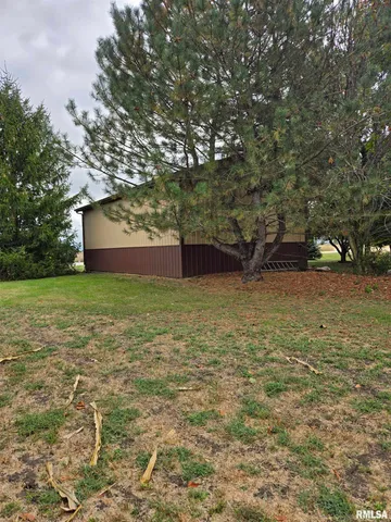 $215,000 | 6520 East 875th Street, Macomb, IL 61455