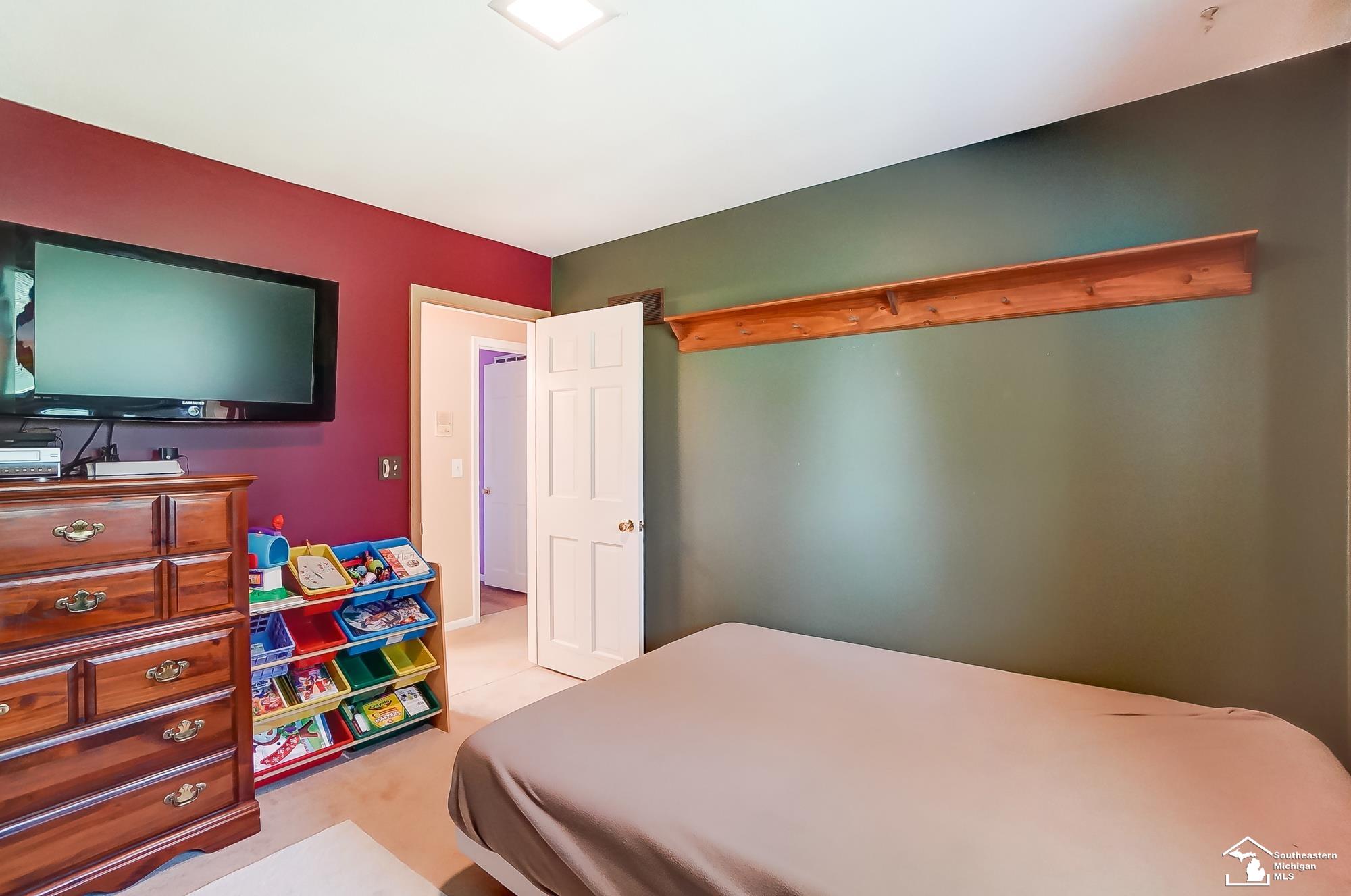 735 East Hurd Road Monroe, MI 48162 - Photo 30 of 51 50148743-3c7af4ed-edd1-48f7-841e-0b9f04da03e5.JPG
