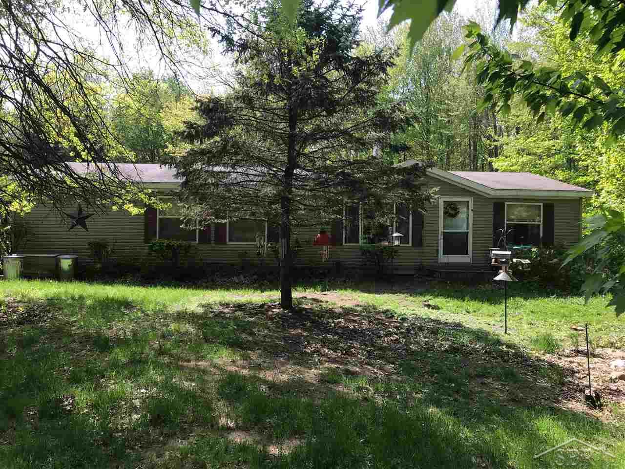 12942 Fordney Road Chesaning, MI 48616 - Photo 1 of 22 31347806.JPG