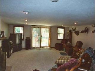 1519 West Temperance Road Temperance, MI 48182 - Photo 4 of 6 593811-3.JPG