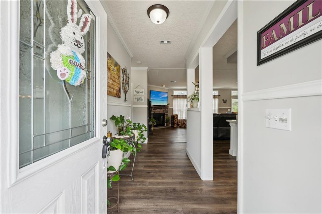 698 Smith Cemetery Road Winder, GA 30680 - Photo 2 of 39