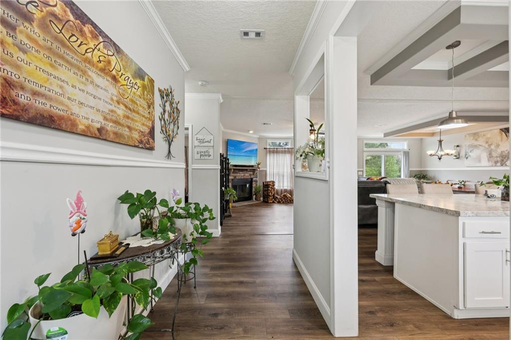 698 Smith Cemetery Road Winder, GA 30680 - Photo 3 of 39