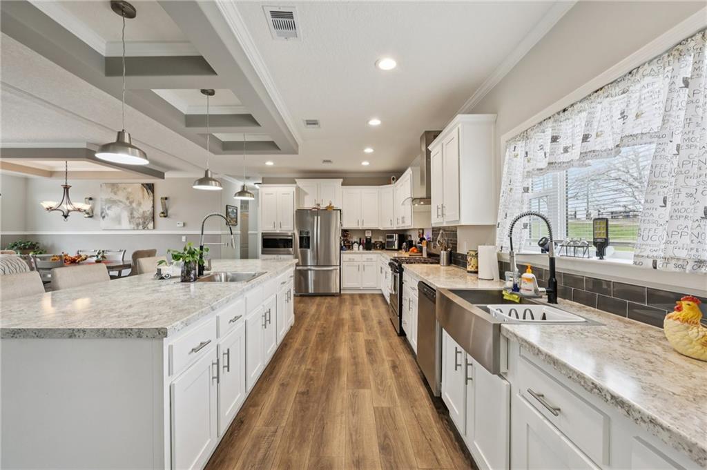 698 Smith Cemetery Road Winder, GA 30680 - Photo 10 of 39