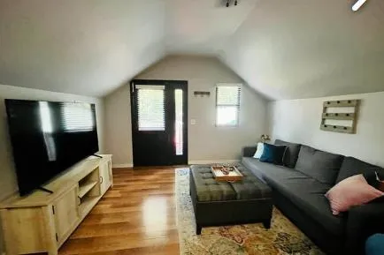 $1,500 | 717 1st Avenue, Unit B, Columbus, GA 31901