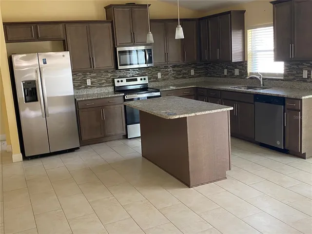 $319,900 | 5082 Southwest 91st Place, Ocala, FL 34476