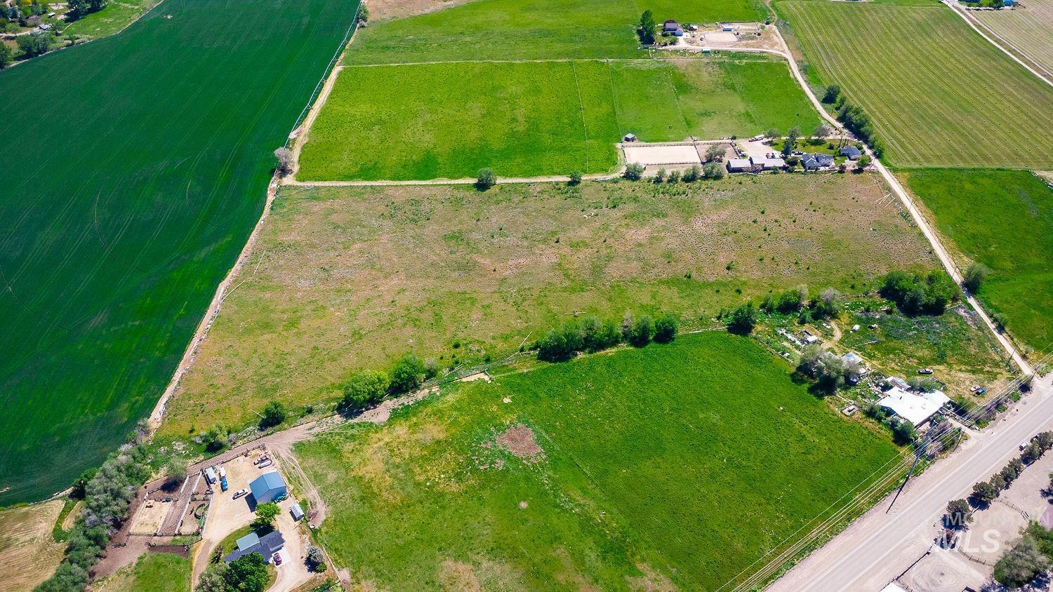 28688 Old Highway 30 Caldwell, ID 83607 - Photo 5 of 32