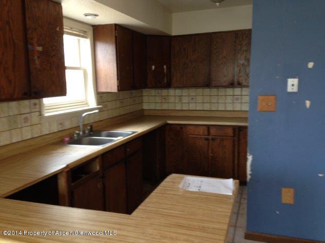 409 West 26th Street Rifle, CO 81650 - Photo 3 of 9 KITCHEN