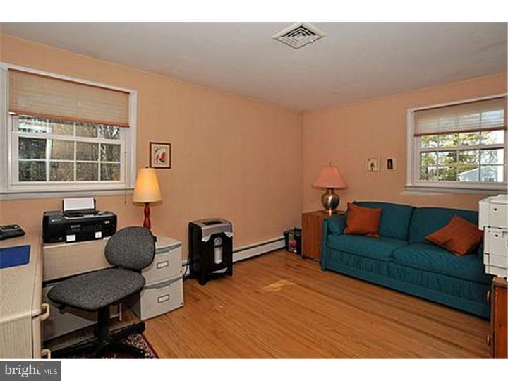 25 Delaware Rim Drive Yardley, PA 19067 - Photo 15 of 19 Gallery Image 15