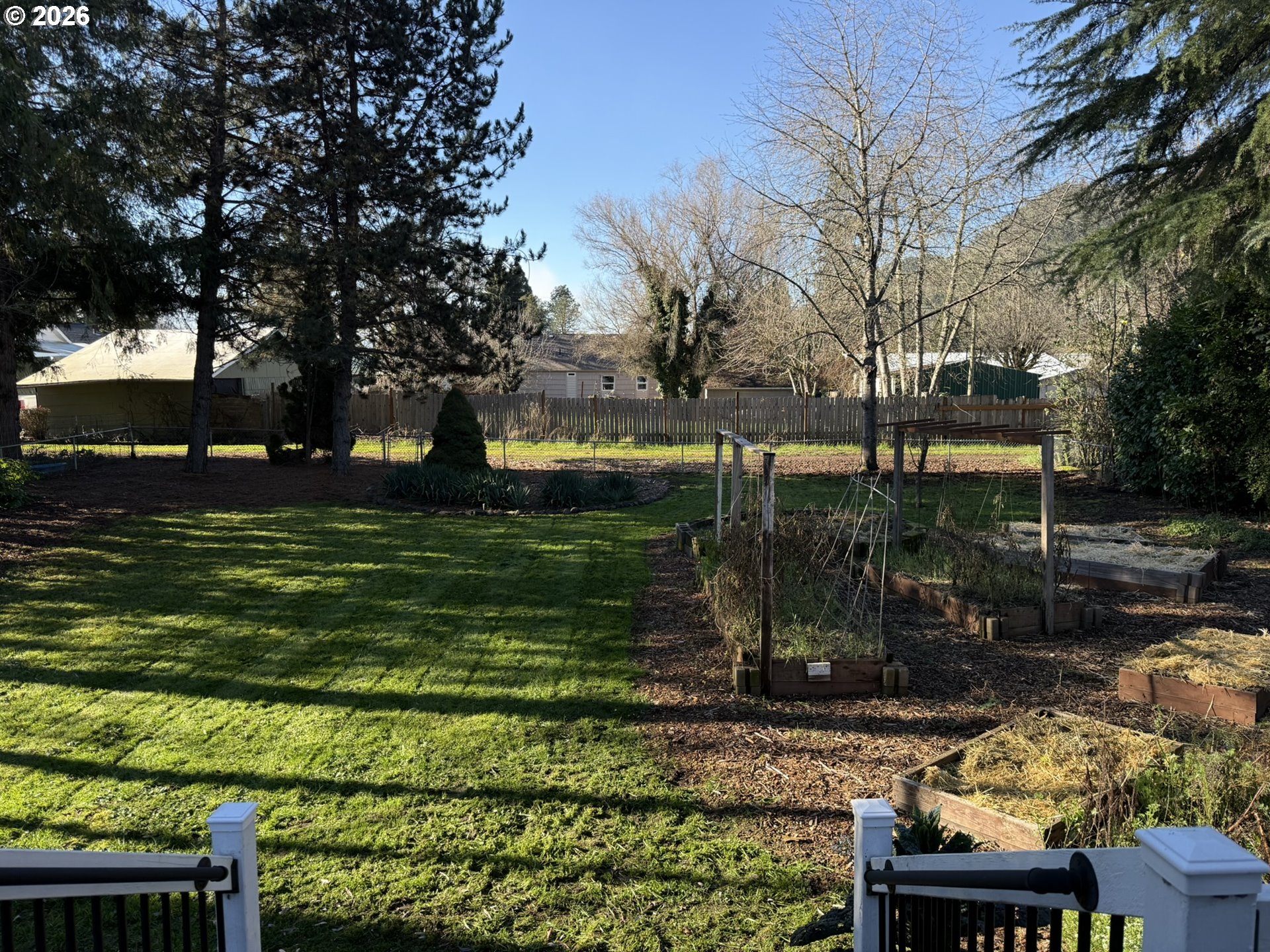 427 Date Street Drain, OR 97435 - Photo 15 of 47