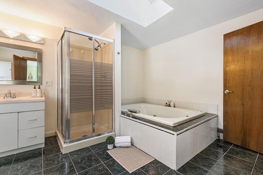 3 Rio Vista Street Billerica, MA 01862 - Photo 26 of 40