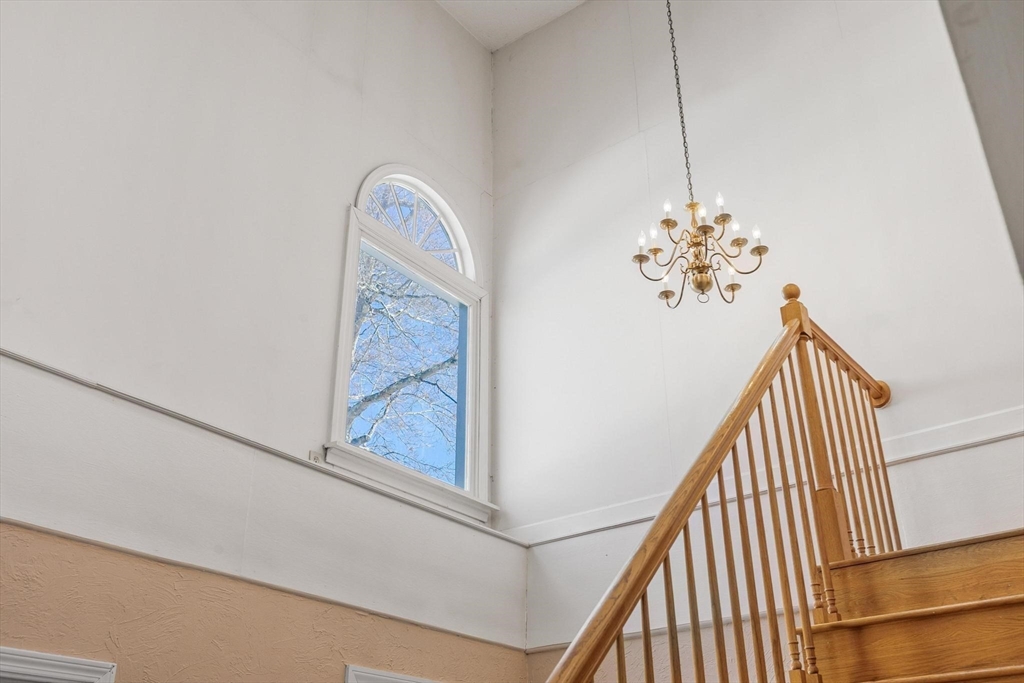 3 Rio Vista Street Billerica, MA 01862 - Photo 6 of 40