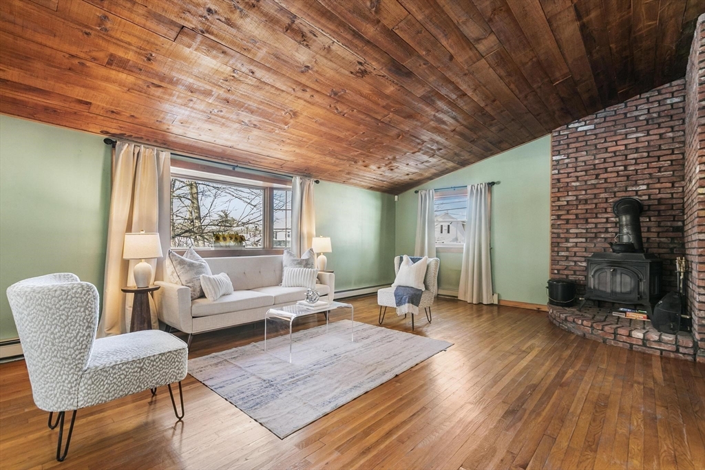 3 Rio Vista Street Billerica, MA 01862 - Photo 10 of 40