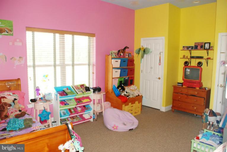2 Jessie Road Harwood, MD 20776 - Photo 22 of 30 Bedroom