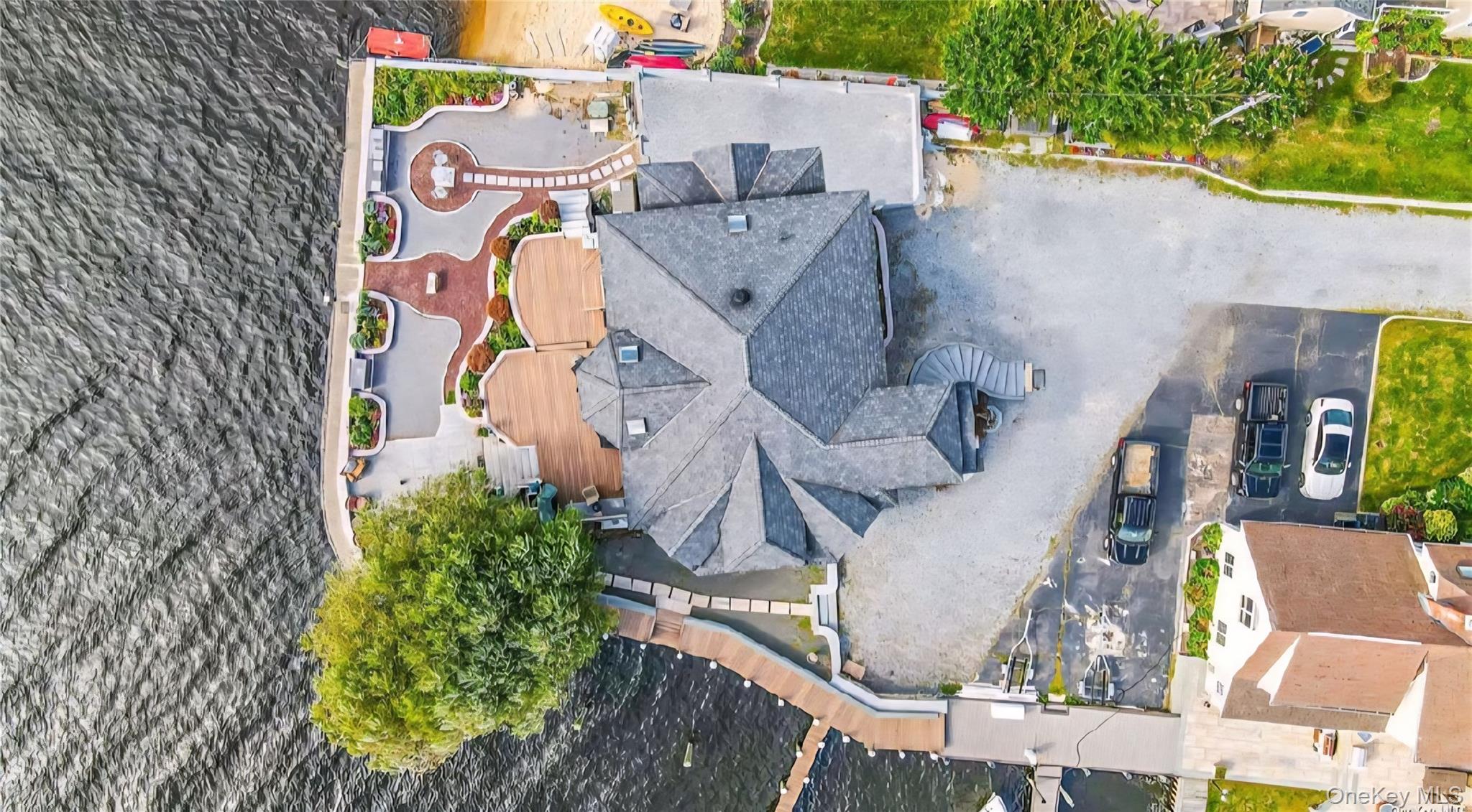 238 West Islip Road West Islip, NY 11795 - Photo 11 of 14