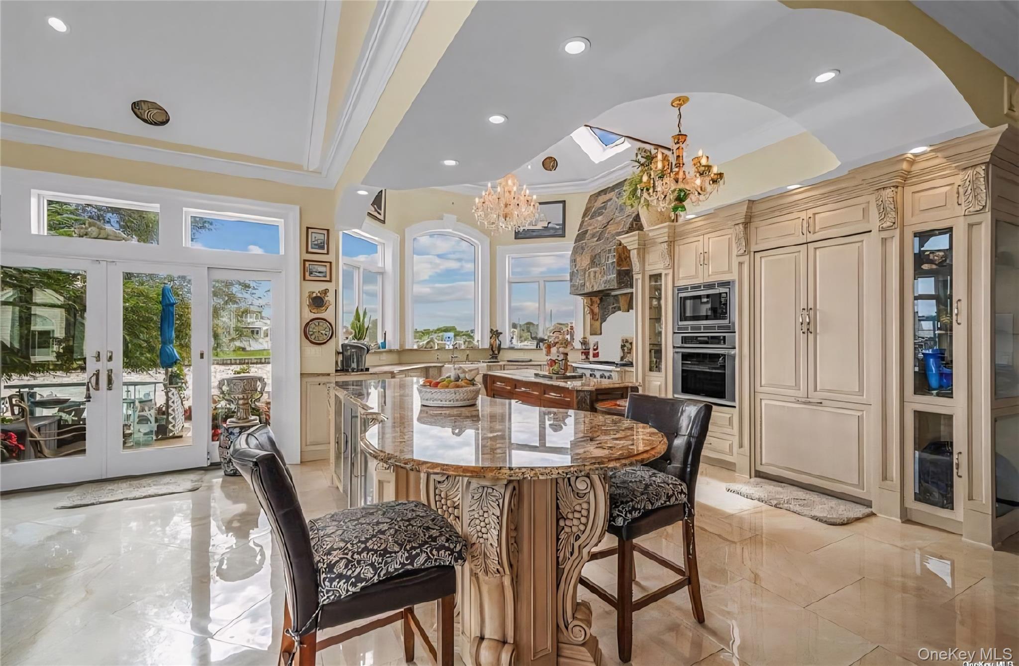 238 West Islip Road West Islip, NY 11795 - Photo 6 of 14