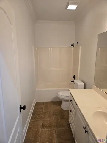 $2,600 | 466 Sugar Highland Boulevard, Houma, LA 70360