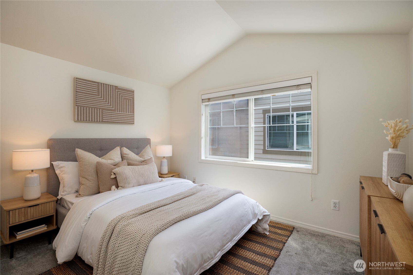 8505 Midvale Avenue North, Unit B Seattle, WA 98103 - Photo 15 of 18