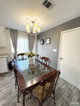 $1,700 | 854 Amberway Drive, Pensacola, FL 32506