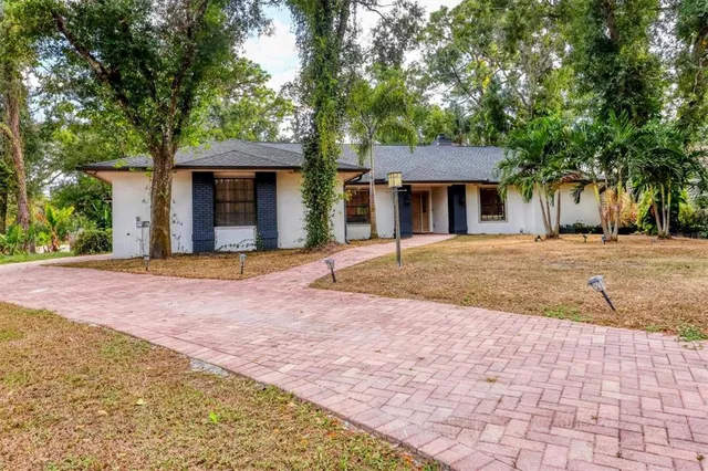 $980,000 | 4962 Leatha Lane, Sarasota, FL 34232