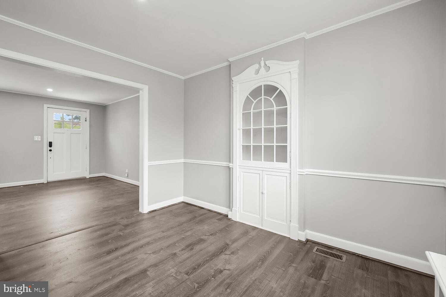 420 Hillen Road Towson, MD 21286 - Photo 17 of 60 Dining Area