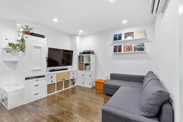 $3,200 | 61 Martense Street, Unit 3E | Flatbush