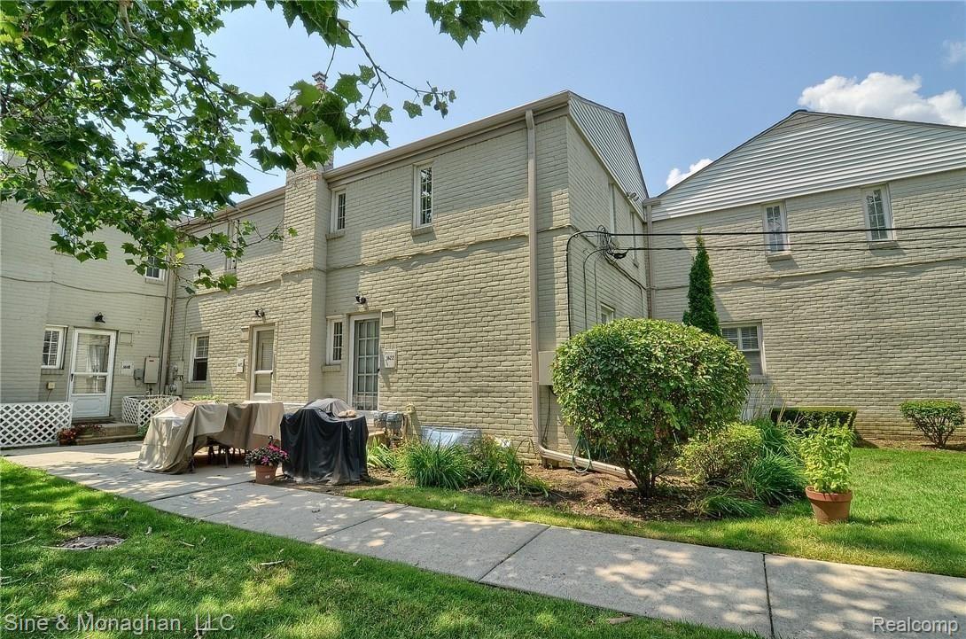 1622 Graefield Road Birmingham, MI 48009 - Photo 28 of 29 29 Rear_3rd_View.jpg