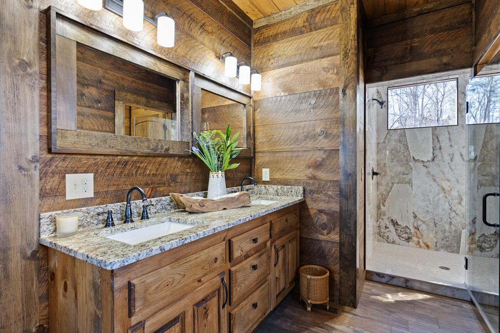 340 Hope Drive Blue Ridge, GA 30513 - Photo 30 of 77 Gallery Image 30