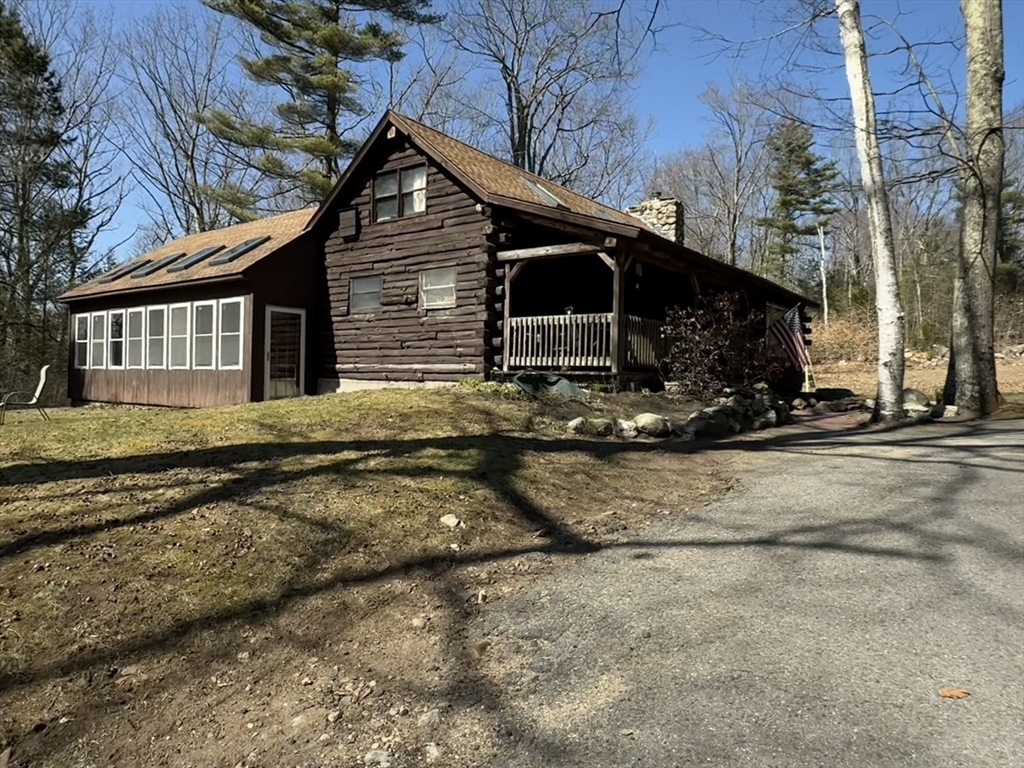 27 Morgan Road Hubbardston, MA 01452 - Photo 3 of 33 Gallery Image 3