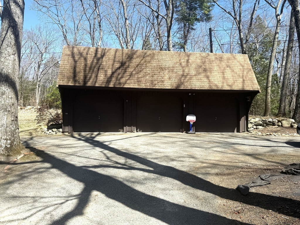 27 Morgan Road Hubbardston, MA 01452 - Photo 5 of 33 Gallery Image 5