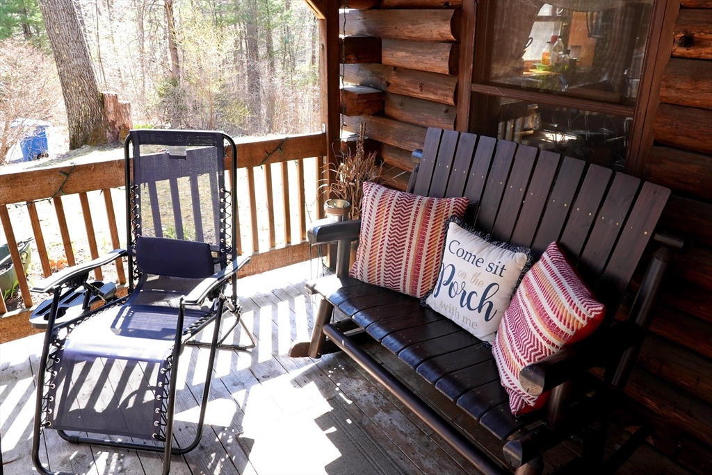 27 Morgan Road Hubbardston, MA 01452 - Photo 7 of 33 Gallery Image 7