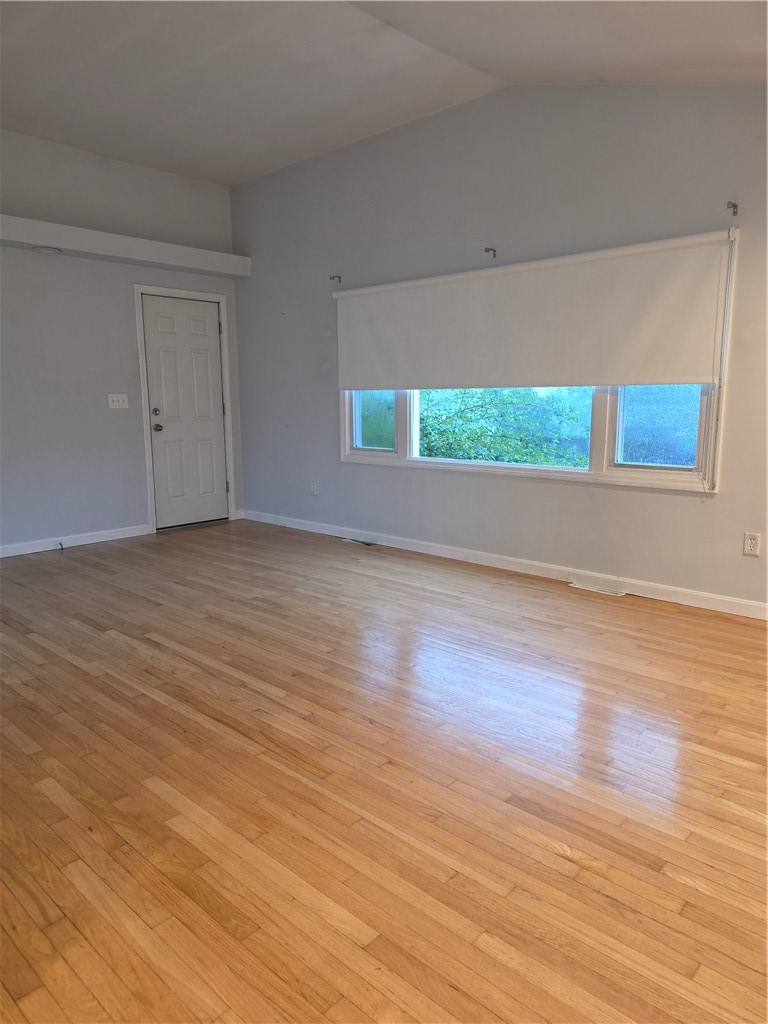 50 Glenham Road Cranston, RI 02921 - Photo 13 of 21 Gallery Image 13