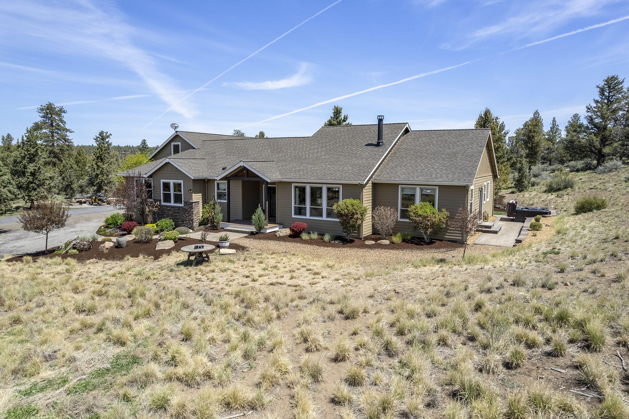 68050 Fryrear Road Sisters, OR 97759 - Photo 3 of 56 2-web-or-mls-DJI_0556