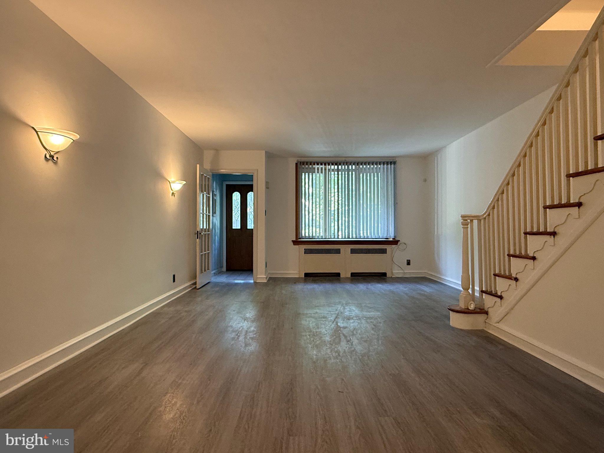 3148 Rawle Street Philadelphia, PA 19149 - Photo 4 of 33 Spacious entryway with natural light.